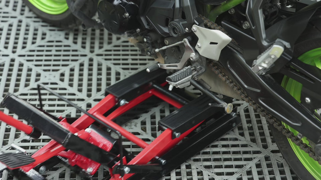 1500LBS Hydraulic Motorcycle Lift Jack, 1500 LBS Capacity Steel ATV Lift with Wheels and Handle, Portable Foot-Operated